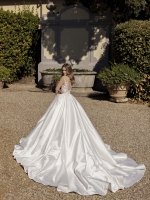 Wedding Dress - LRS-23-032