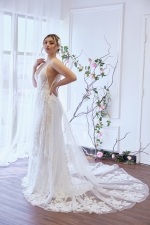 Fitted and Flare Plunge V-neck  Wedding Dress - Plus Size - OU-F1002P