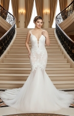 Mermaid Plunge V-neck Sequined Floral Lace Appliqued Tulle Wedding Dress - LV-M2001
