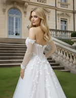 Wedding Dress - 3-D Floral Lace Applique Tulle Ruched Bodice Basque Waist A-line with Detachable Long Sleeves - LV-A6005